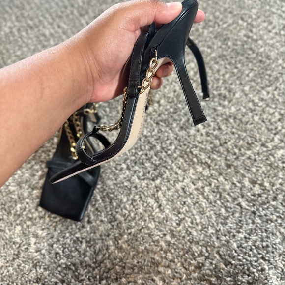 Gianni Bini Lukkah Chain Square Stiletto Heeled Sandal Black - Picture 4 of 4